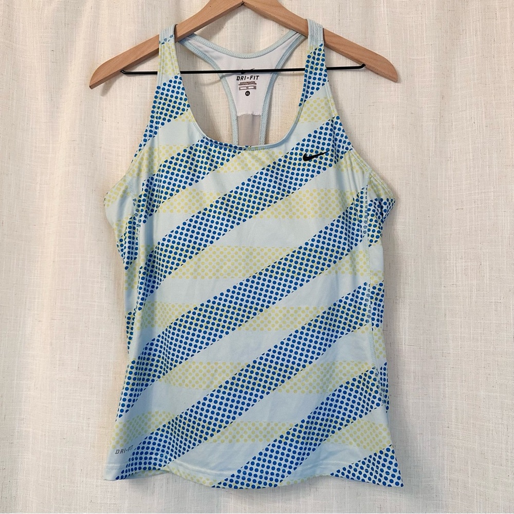 NIKE Tank